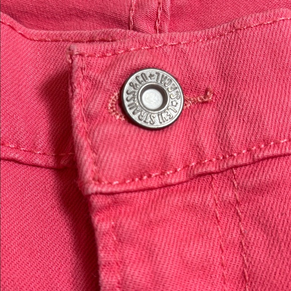 Levi's 524 Too Superlow Two Horse Patch Distressed Skinny Jeans 30x32 - Picture 13 of 16